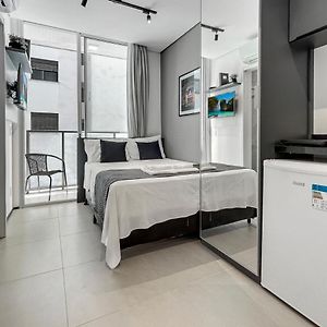 Apartamento Na Frei Caneca Proximo Ao Shopping Com Coworking E Piscina